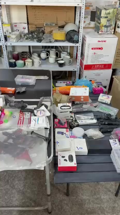 العنوان ناصريه سوق الثوره مجمع ابوشهد البيت الالماني *********** قرب مجمع العائله شارع الكنازوه قرب صيدليه علي هاشم مقابل شارع مدرسة اريدو توصيل جميع المحافظات متوفر
