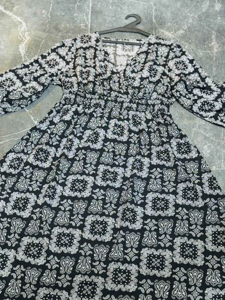 فستان محجبات نسائي فتح جديد ممستخدم 
العنوان سوق البالات قرب الساعه مجاور المصرف محل محمد وحيد


**إذا كنت صاحب هذا الإعلان وتريد حذفه لأي سبب، رجاءا أرسل رسالة إلى الدعم الفني**