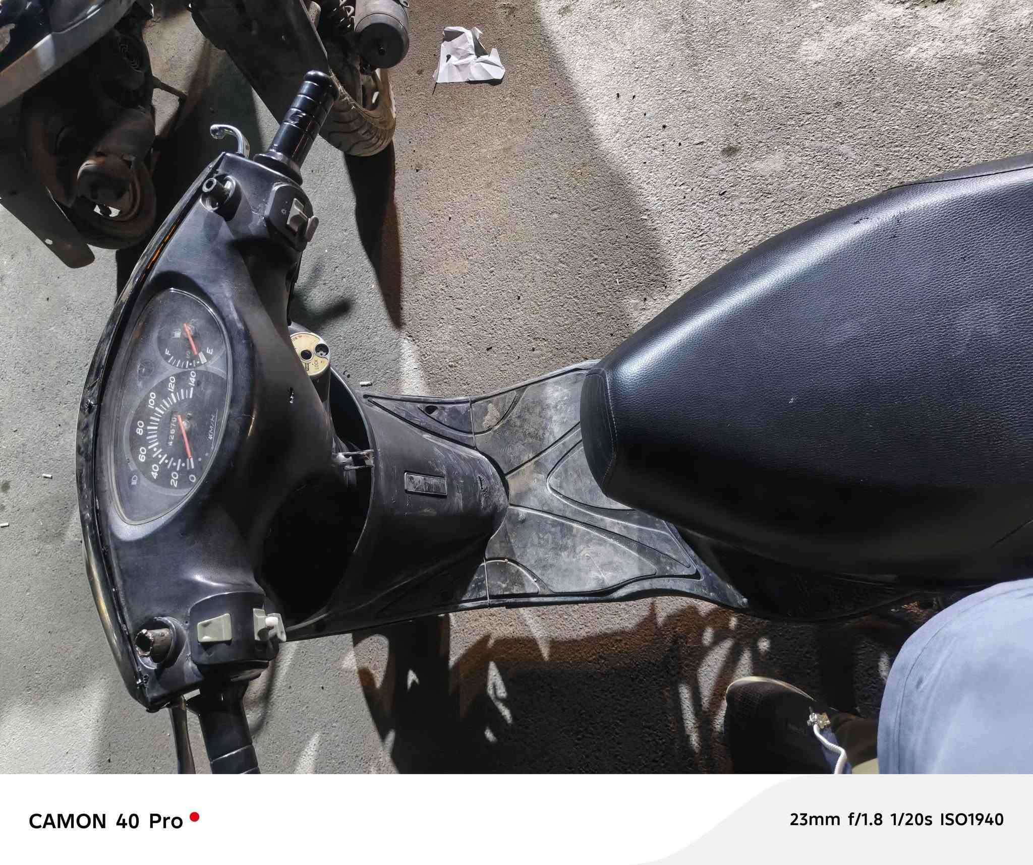 ابريس نظيفه للبيع شلعه معدل سلفندر سلف كهربائيات شغاله سعر 500 مكاني حي اور والغزلان ***********
