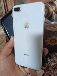 ايفون 8 • ٦٤ جيجا • بطارية ٨٣