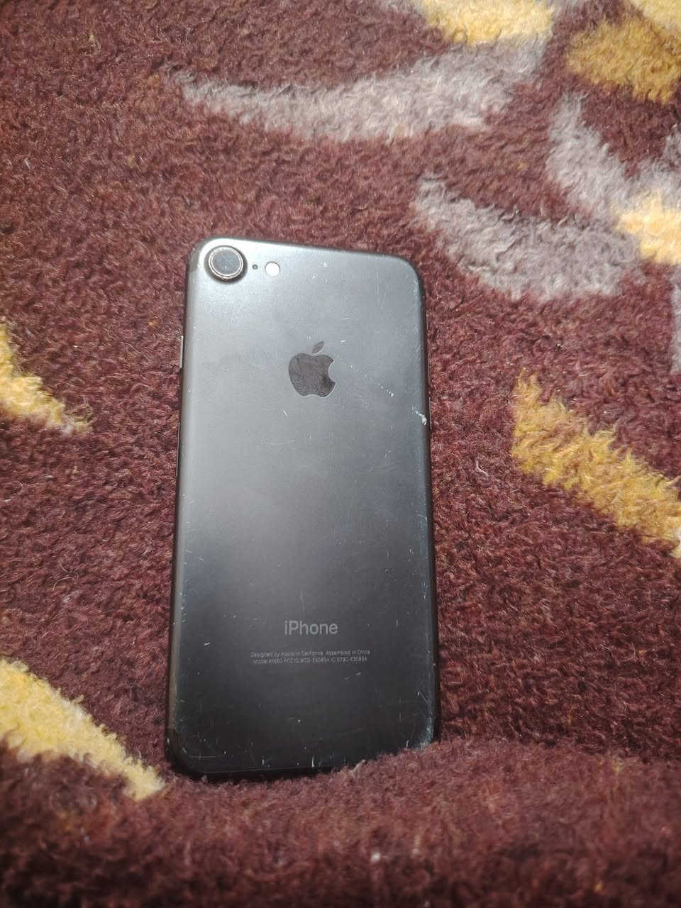 ايفون 7 عادي ذاكره 32 الجهاز نضيف وشرط اي خلل مابي بطاريه 95 فقط سيمكرت مايشغل الباقي كلو شغال السعر 40 مكاني موصل الايمن ***********
