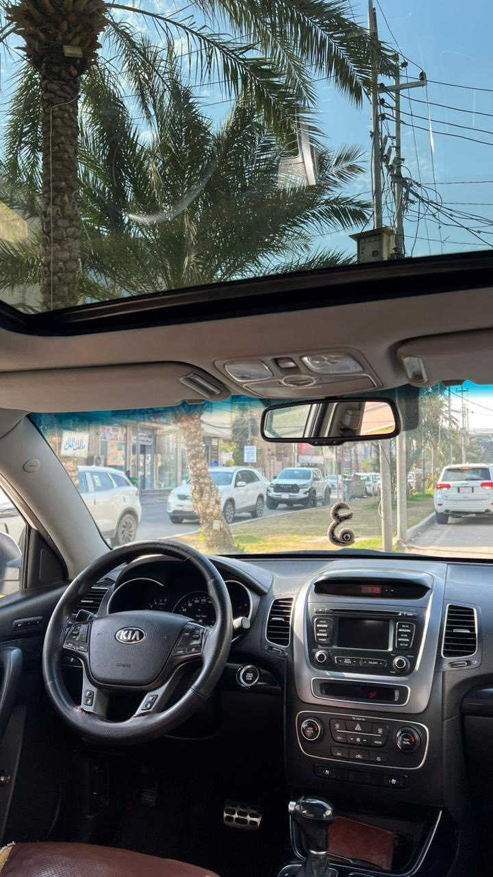 السلام عليكم / من بعدرخصة الأدمن
كيا سورنتو كويتي اعلى مواصفات 1/1

الموديل 2014 رقم بغداد مشروع وطني 

بأسمي تحويل مباشر ثاني يوم

كفاله عامه بيه شبر بارد فقط جاملغ امامي الايمن 

 عداد المسافه 151 الف حقيقي

1 فور ويل + مانع انزلاق 

2 بانوراما حركتين 

3تحكمات ستيرن

4حجم المحرك 6 سلندر 

5ناقل الحركه (كير) مكفول من فتح وتبديل 

6كروز سرعه وتحكم سرعه بالاستيرن

7تبريد 3 قطع + تدفئه تبريد بالكشنات

8شاشه ترحيب 

9 يدات نيكل 

10 شاشه اعطال

11 منظومه زنون LED

12 لدات امامي خلفي 

13 علامات سورنتو ترحيب بالدوسه

14 مري جانبيه شفط كهربائي 

15 جرص سرعه عند 120

16 كشنات جلد لون قرميدي

17 بصمات تشغيل عدد 2

18 اشاره ترحيب باليدات عند الاقتراب

19 كشنات تحكم كهرباء 

20حساسات عدد 8 امامي خلفي 

21 ايرباكات عدد 8 

22 كامره خلفيه 

23 شاشه لمس بلادي 

24 انظمه قياده عدد 4 

25 نظام ايكو اقتصادي 

26 7 راكب + 7 تجاوي

27 زراك لايت

28 بردات خلفيه

29 مري قلاب ع بك

30 ويل كب كروم حجم 19

السياره استخدام شخصي  

 وعليه صيانه دوريه + تخم تايرات 

مكان السياره كربلاء رقم الهاتف 

*********** السعر 210 

         وبيها مجال
