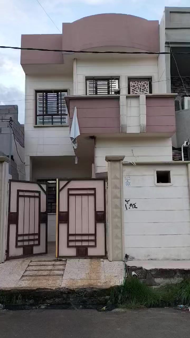 للبيع للبيع دار سكني بناء حديث ملك صرف طابو✨
📍الموقع/ حي السماح (الولى،👌 ) قرب (مدرسه مكه )
📍المساحة/100متر ،،طابق ونص
ط1: كراج ومطبخ واستقبال وغرفة نوم وصحيات.
ط2:  1غرف نوم وهول وصحيات.

⚠️ السعر الاتصال على الرقم    ⚠️

☎️ للاستفسار الاتصال على ☎️ 
*********** اسيا / ‏‪0751 833 6803‬‏ كورك

📍او مراجعة مكتب (ابو روان للعقار )؛ موصل حي السماح الولى  قرب مدرسه مكه) .

‼️نستقبل عروض العقارات (سكني،تجاري)‼️
