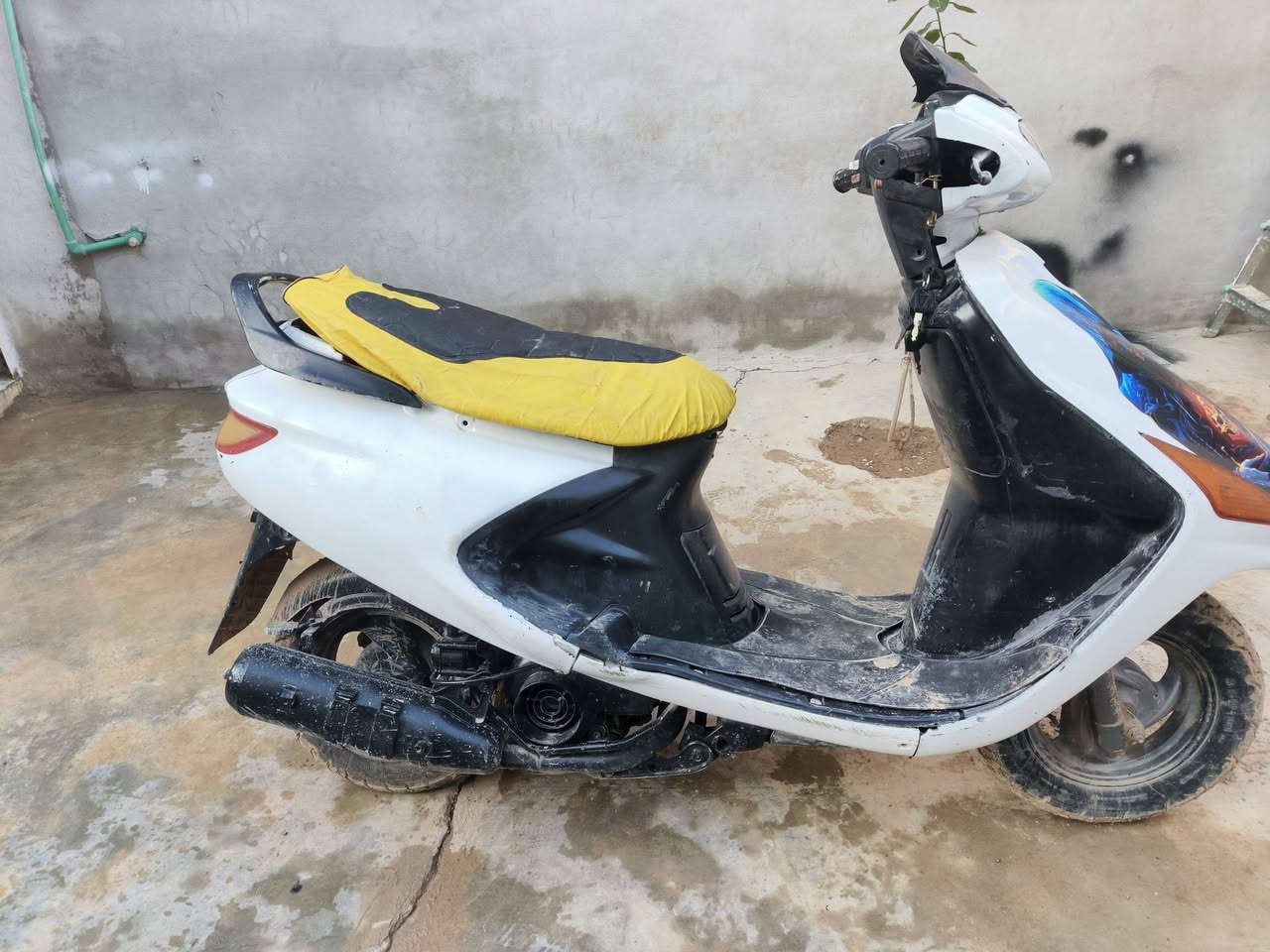 شاره مكينه ما مفتوح صوت ما بيها   370  ***********
