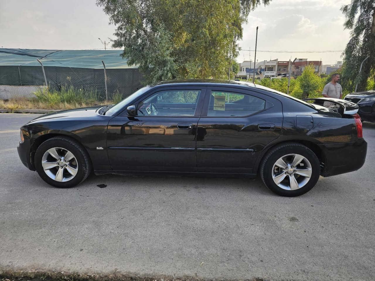 سلام عليكم
جارجر 2010
بي اربع قطع صبغ 
تبريد ثلج 
تخم تايرات جديد 
رقم موصل 
شرط التحويل بسمي 
مكاني موصل الحدباء 
السعر 120 
رقمي ***********
