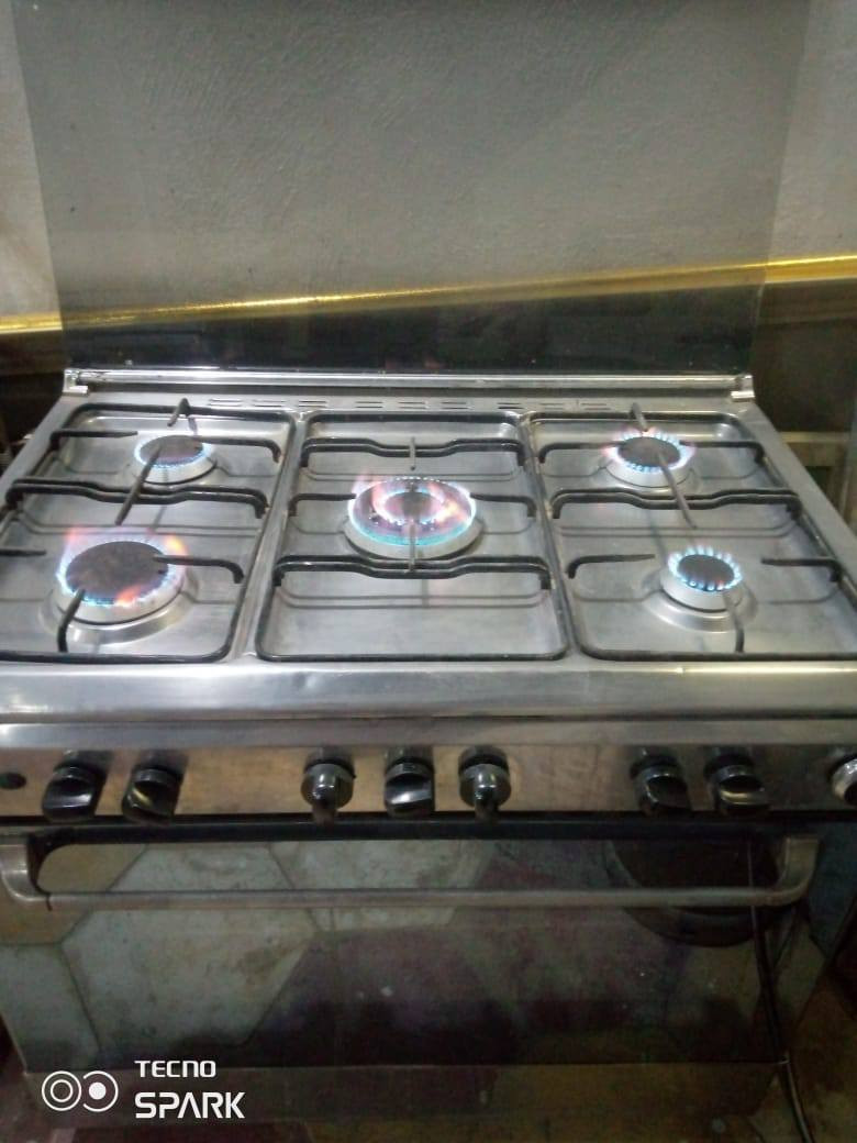 السلام عليكن غساله ٨٥ بيهه مجال قليل
مرايه تسكام ٤٥ قفلهه 
طباخ مصري شرط شغاله كله سعره ٢٠٠ قفل


**إذا كنت صاحب هذا الإعلان وتريد حذفه لأي سبب، رجاءا أرسل رسالة إلى الدعم الفني**