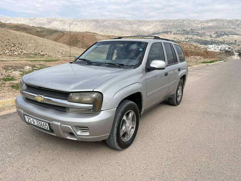 شۆفرلێت ترا بلايزەر2007 فول مواسه فات به س سلايت نيه  سيا ره كه  تو ماتيكه ده بل ئه كسله كيرو مه كينه و تونديو هه موو به شه رته سيا ره كه غازو به نزينه  سه نه وى  تا 2028 چوار تايه وويلى نويەتەنهادوو پارجه ى بو ياغه بى دەعم كاڵ بو نه وشى نيه زۆرجوان ماوە سعری 90گەڵا شوێن تەق تەق (***********) (***********) كويسينجاك, أربيل
