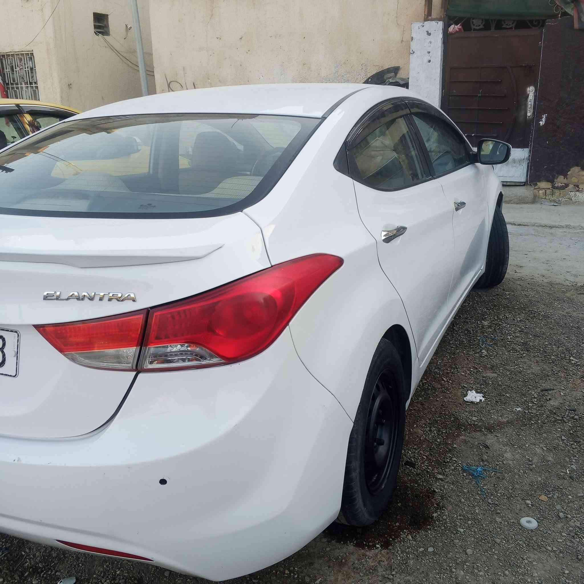 النترا موديل ٢٠١٤خليجي رقم دولي هزه جديده مكينه ٢٠٠٠دوش كير اوتماتيك اي تي دواخل مدوشمه بيها ٣قطع صبغ السياره فول مواصفات عدا البصمه مري شفط فتحه بالسقف تحكم استيرن سياره تبريد ثلج حداديه ٧٠بالميه تخم تاير تحويل مباشر سعر البيع ١١٥بيها مجال اتصال***********
