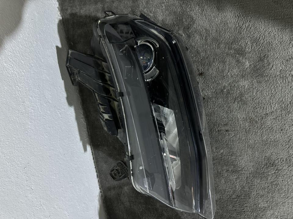 لايتات كمارو ٢٠١٦-٢٠١٨
واتساب موجود ***********
توصيل هم موجود 
سعر ١٥٠$
