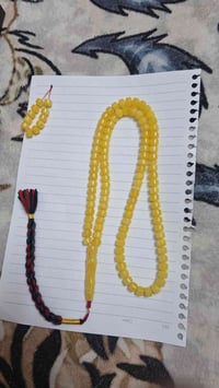 سبحة كهرب بولني حر  وزن.42.8 114 حبة  الغرام 6 دولار. ألواني بغداد توص...