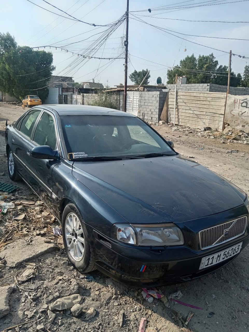 السلام عليكم سياره فولفو موديل 99 سياره جاهزه سعر70 وبيها مجال محافظه بغداد رقم الواتساب***********
