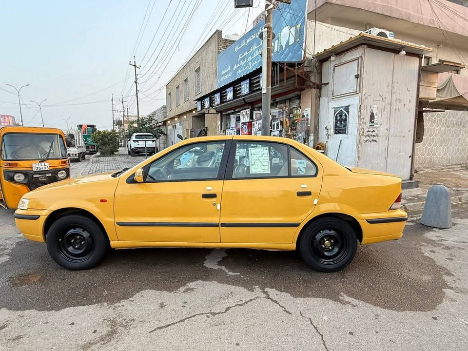 سلام عليكم سمند ٢٠١٢ مكينه فرنسي قبل شهر مشدوده جديده تبريد ثلج  ترايك وين ميعجبك  السياره حلوه بمعنى الكلمه بيها هاي الطخه كملت سمكري اليوم عوزها بس صبغ بيها ملاحضات بسيطه  هيئه وغرامات مصفره باسمي  مكاني بغداد ***********
