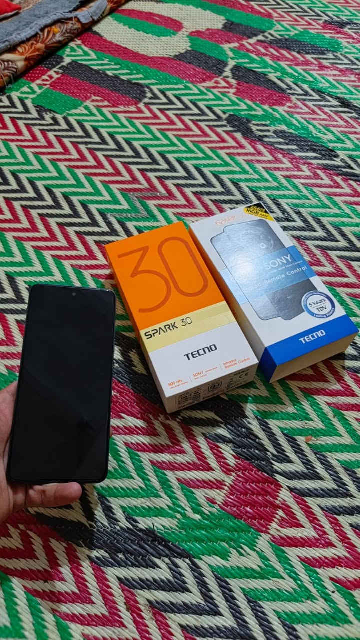 سلام عليكم جهاز لبيع السعر150وبي مجال قليل جهاز نضيف كلش ومكفول  من كل شي مادخل صيانه مكاني كوت زين لقوس هاذرقمي ***********
