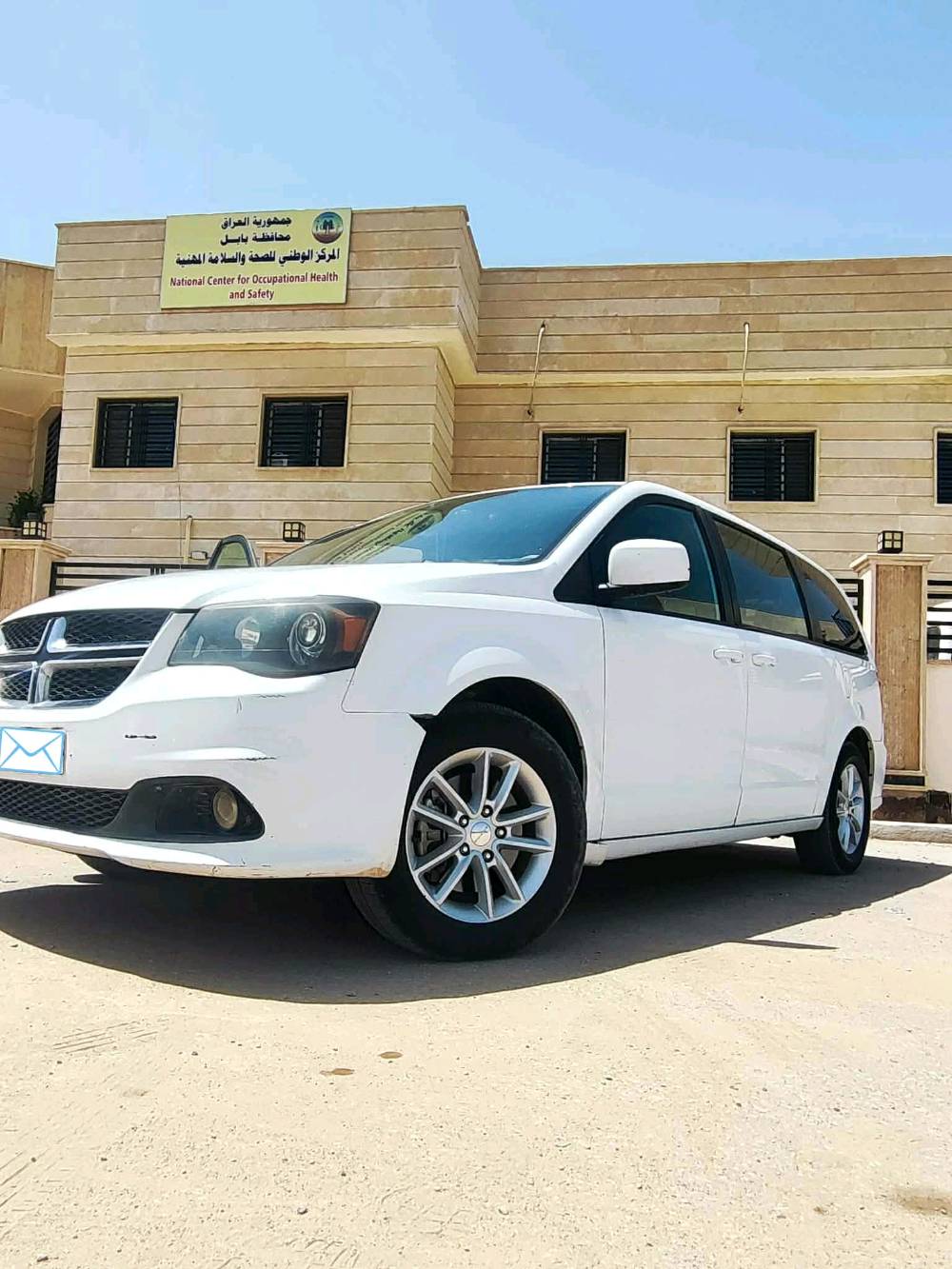 دوج كرفان للبيع موديل 2018 رقم بابل بأسمي تحويل مباشر موصفات بوب +جنطه ميكانيك حادثه جاملغ اليمين وبنيد سعر 160مكان حله الاستفسار على الرقم ***********