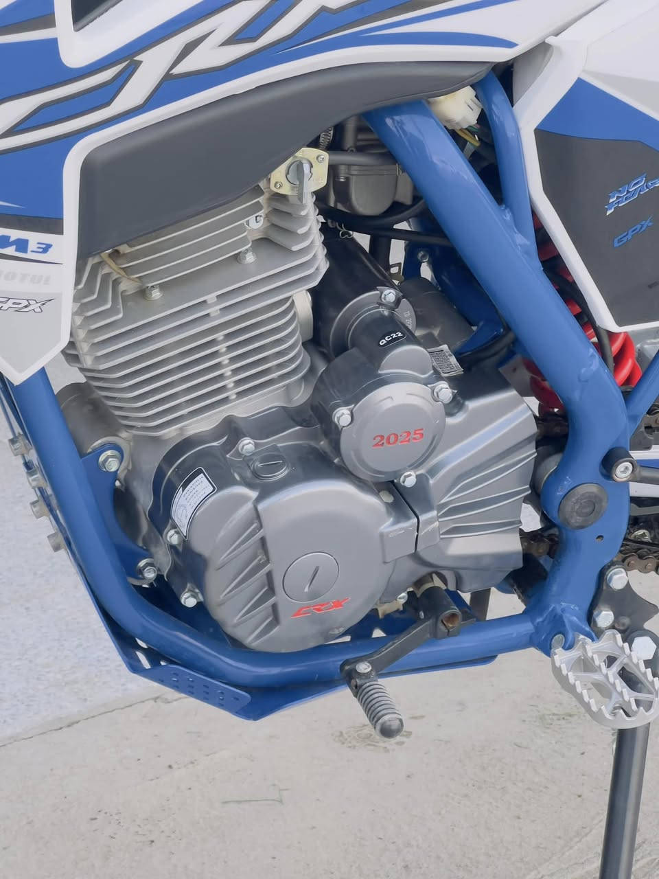 ( مكاني ميسان ) 

سلام عليكم قفاز SRX موديل 2025حجم المكينه 300cc الدراجه خير من الله شلعه معدل الدراجه نضيفه انضف من الصور بهواي ومكفوله كفاله عامه جيب فيتر وافحص
تجي تشوف بعينك وحله من الصور بعد للاستفسار خاص


**إذا كنت صاحب هذا الإعلان وتريد حذفه لأي سبب، رجاءا أرسل رسالة إلى الدعم الفني**