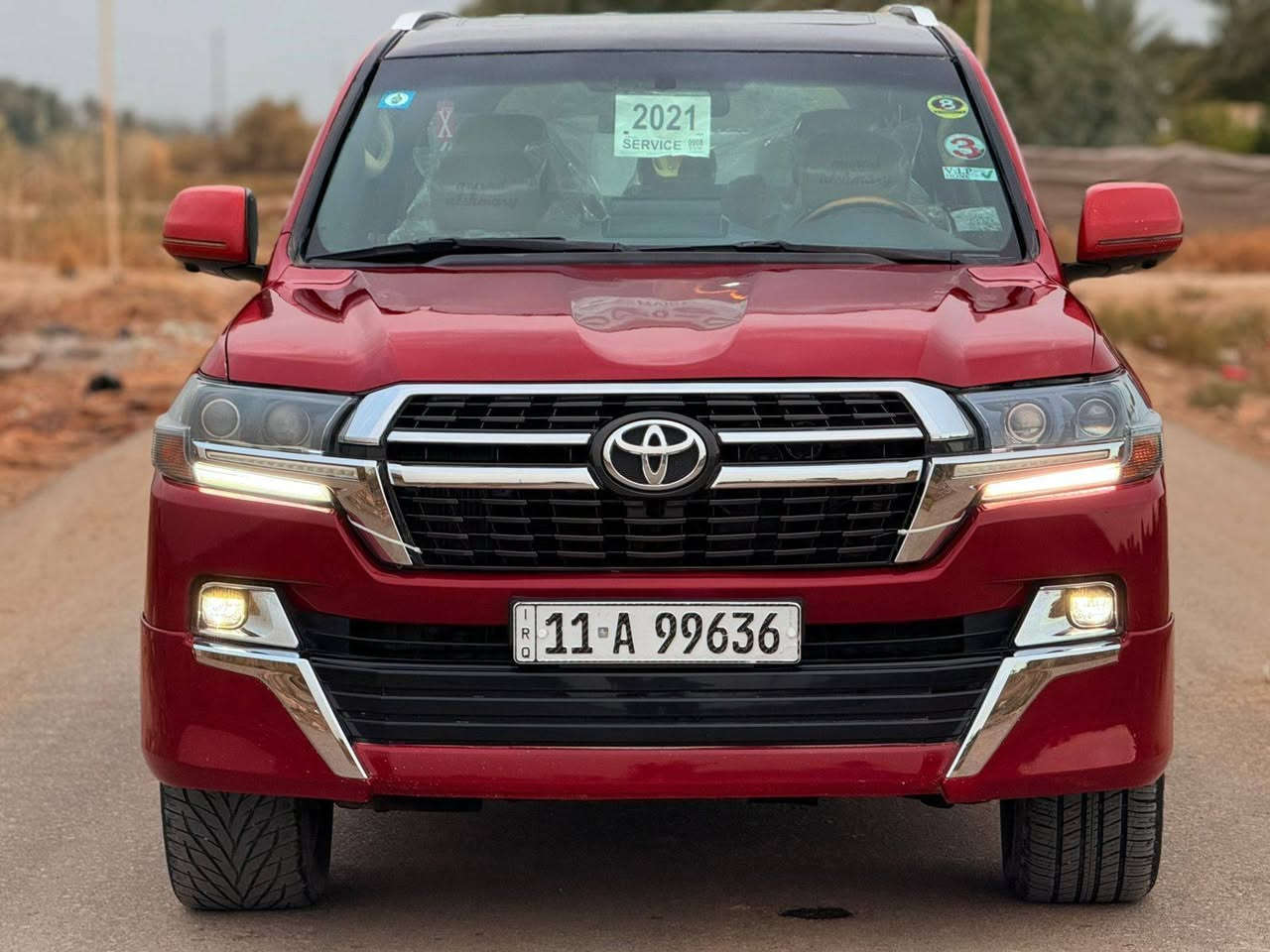 السلام عليكم للبيع تيوته لاندكروزر موديل 2009 محدثه 2021 داخل وخارج سياره رقم بغداد (بأسمي) هزه وسنويه جدد السياره مكينه جديده ٨ سلندر ٧راكب تبريد ٣قطع ثلج ويل كب كروم غرفه توني شاده بالباكيت كله ٢١ سياره فتحه مري شفط حساسات شاشه جبيره ٤ كامرات دواره كشنات كهرباء وجلد سياره بريم اصل (ماشيه 160الف) حقيقي السياره بيه تجيه بصيطه كلش ومصبوغه عام سعرها 218 وبيه مجال هذا رقمي *********** مكاني بابل الحله بيع فقط بدون مراوس
