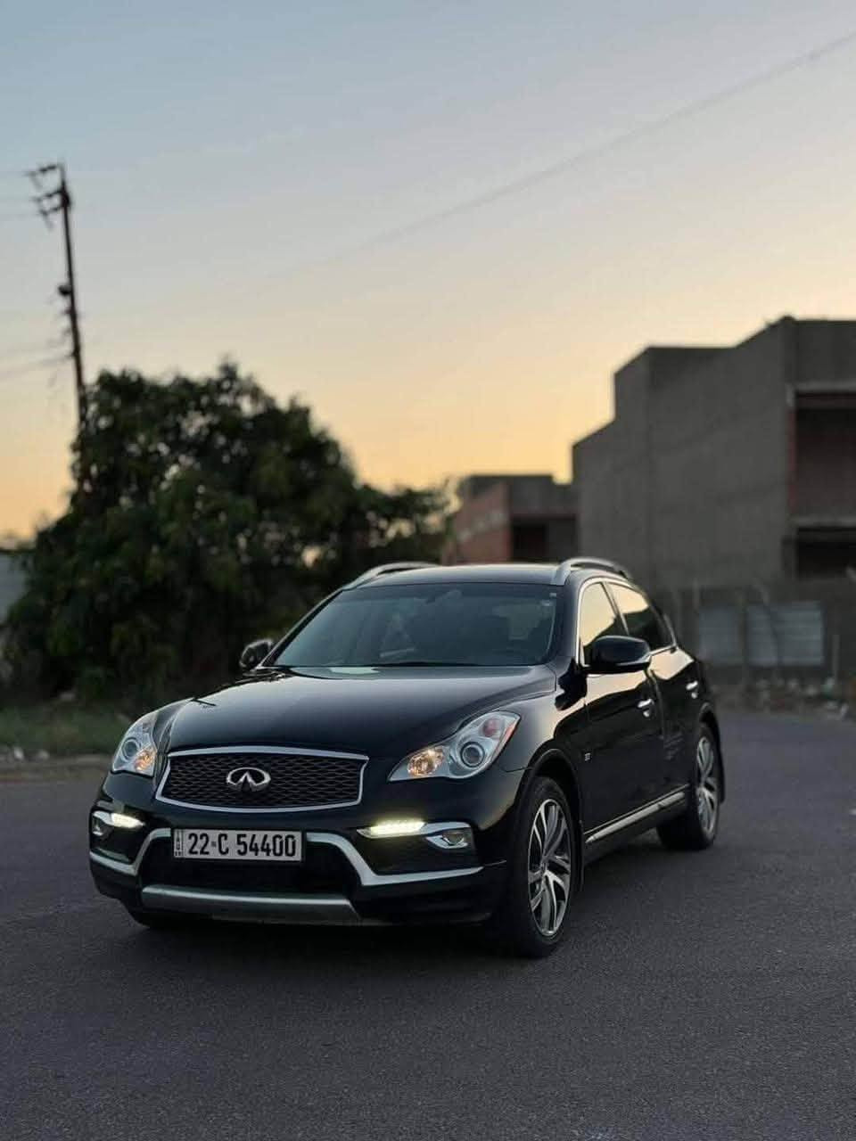 السلام عليكم 

إنفنتي qx50 للبيع موديل 2017  رقم مميز

السيارة فول مواصفات

ماشية ٧٥.٠٠٠

تحكم ستيرن فول

اربع كامرات 

اشاير مري 

الويل ١٨

حساس خلفي امامي 

بكلايت لد 

نظام زنون بلادي

مكينة ٣٧٠٠ السيارة صاروخ

فور ويل

كشنات جلد تدفئة وتبريد

فتحة 

تحكم كشنات خلفية  كهرباء صعود ونزول 

تحديد مسار

الحادث دعامية خلفية فقط (كلين)

والباب الخلفي بيه تصليح ورش بالعراق (مصور)

اللون اسود  

للبيع او المراوس 
***********
