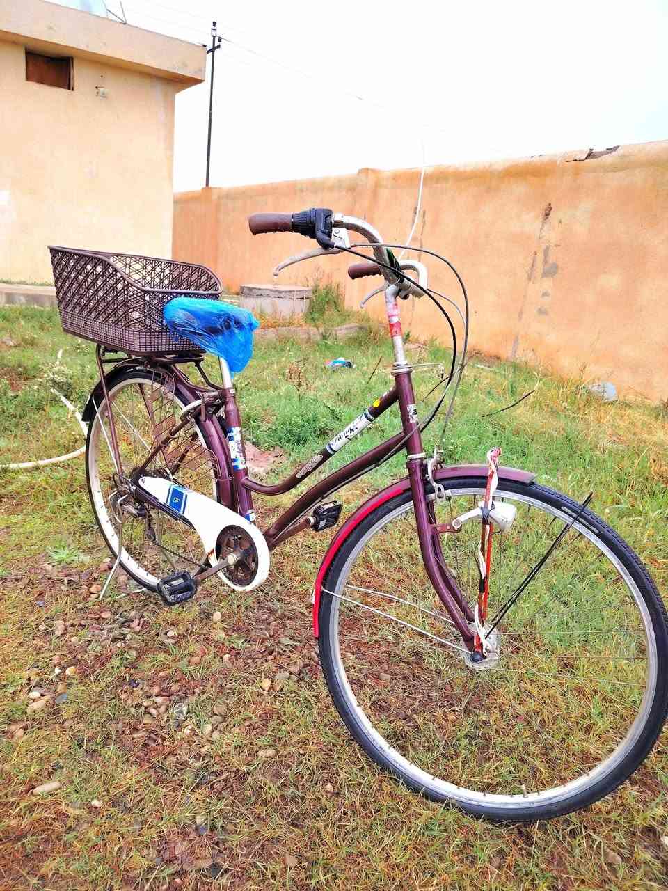 إسلام عليكم
بايسكل للبيع
تبديلات-حساس
السعر ٨٠ وبي مجال 
الرقم ***********
