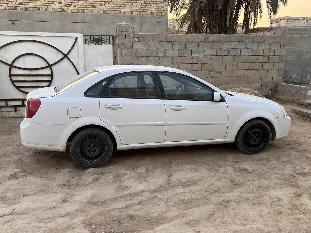 السلام عليكم وبترا للبيع موديل 2010  رقم الموبايل ***********
