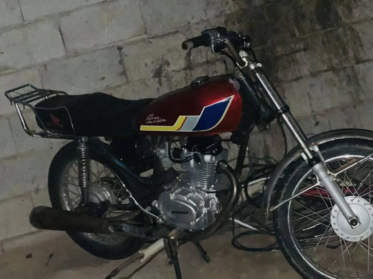 سلام عليكم لا مغسواله ولا شي البيع الستفسار  ‪0775 064 1288‬
