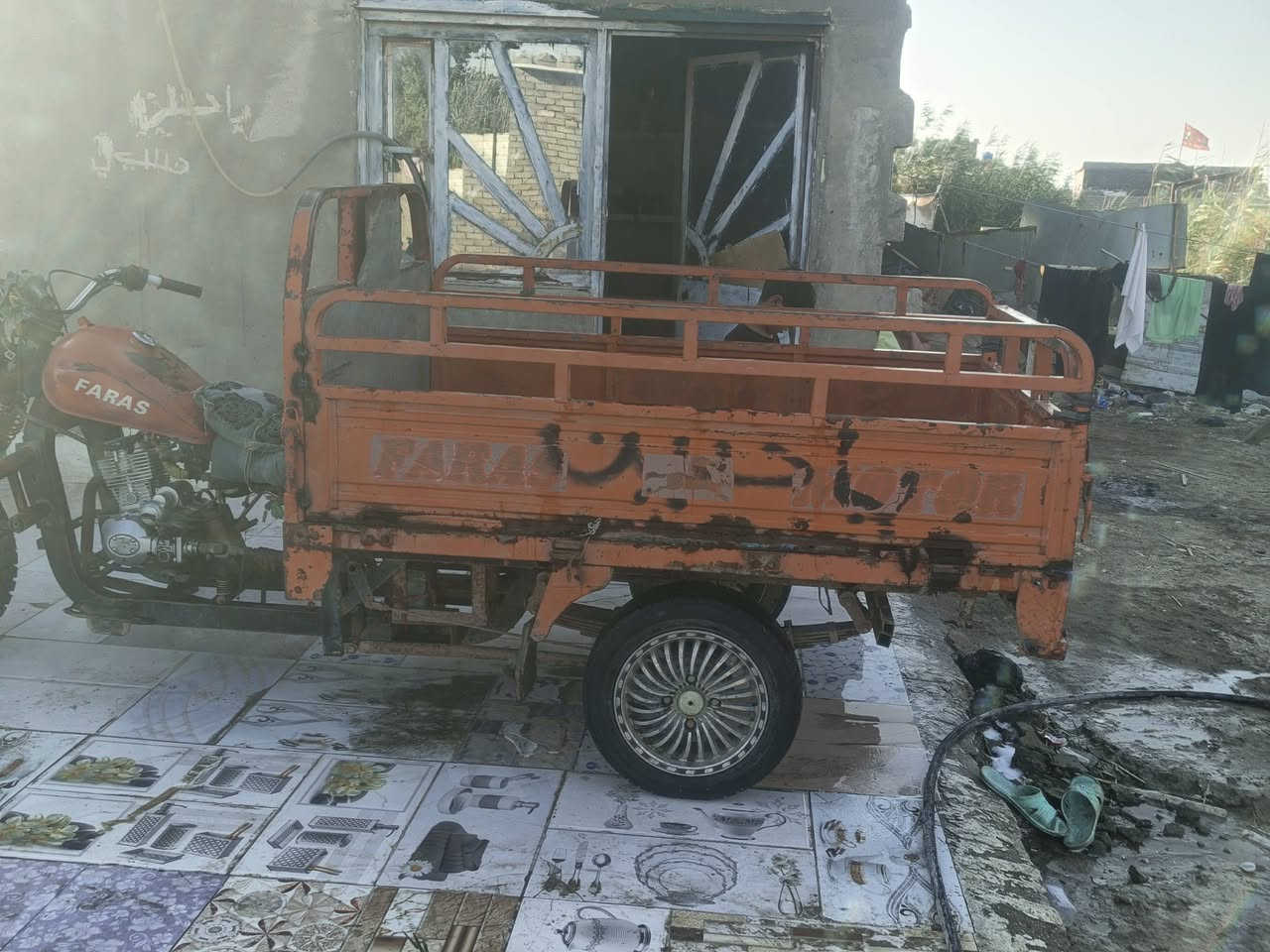 سلام عليكم ستوته فرس ادوات مكينه. جديده 
ستوته جاهزه حلوه سعر 650وبيها مجال قليل كلش 
***********المكان البصره قضاء المدينه الخاص
