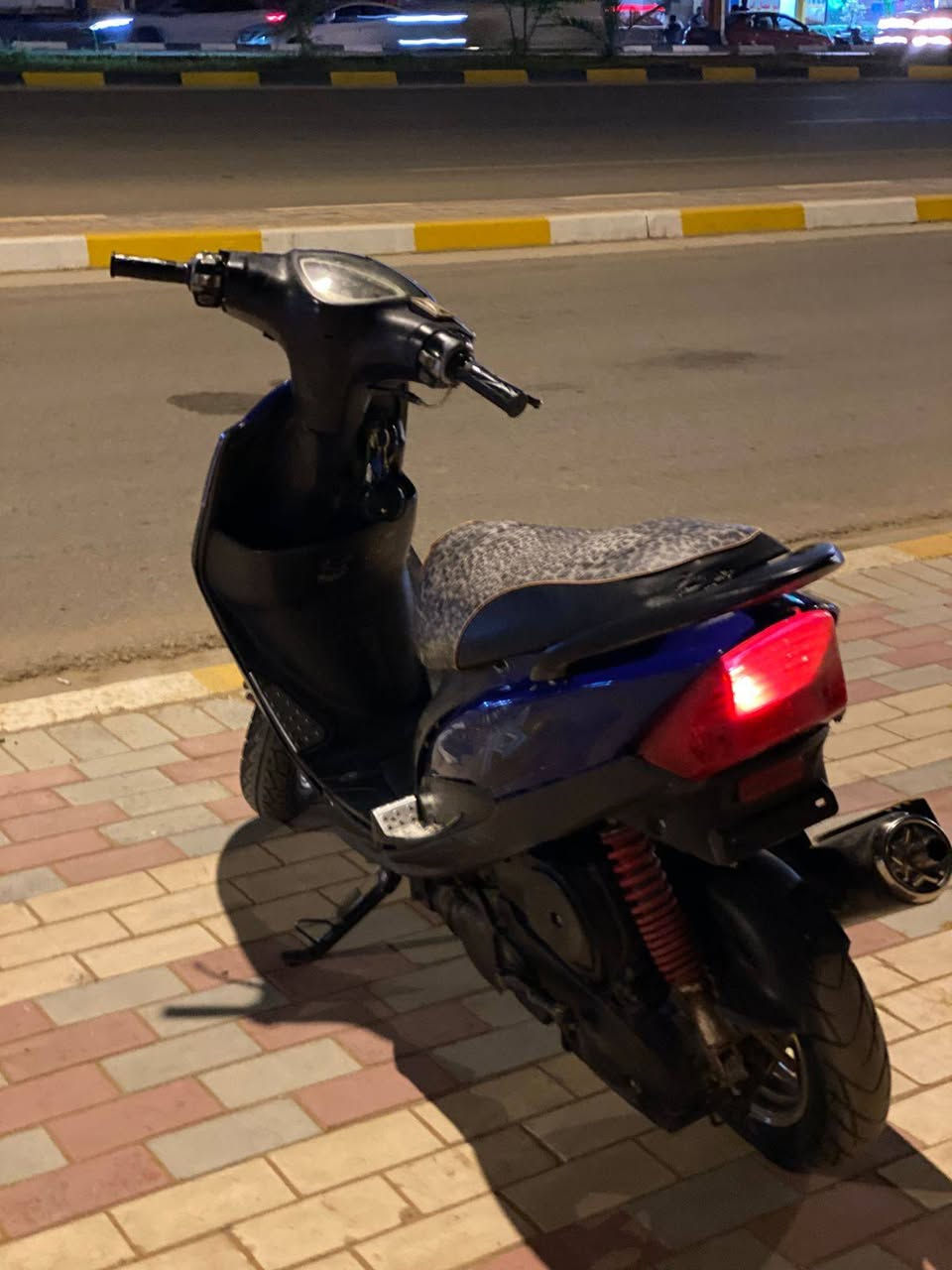 سلام عليكم
ماكس عدله للبيع
دراجه مكفوله فقط مفتوحه مره وحده
دراجه شلعه ومعدل 
دراجه بيه تزويد دبلات وقبق عنبار ووياله وصلنصهsc

السعر 500وبيه مجال

مكان كربلاء طويريج حي المثنى 
مو شراي لا تدوخني صوره كدامك وانته شوف تعجبك او لا 

للستفسار خاص او واتساب ***********
