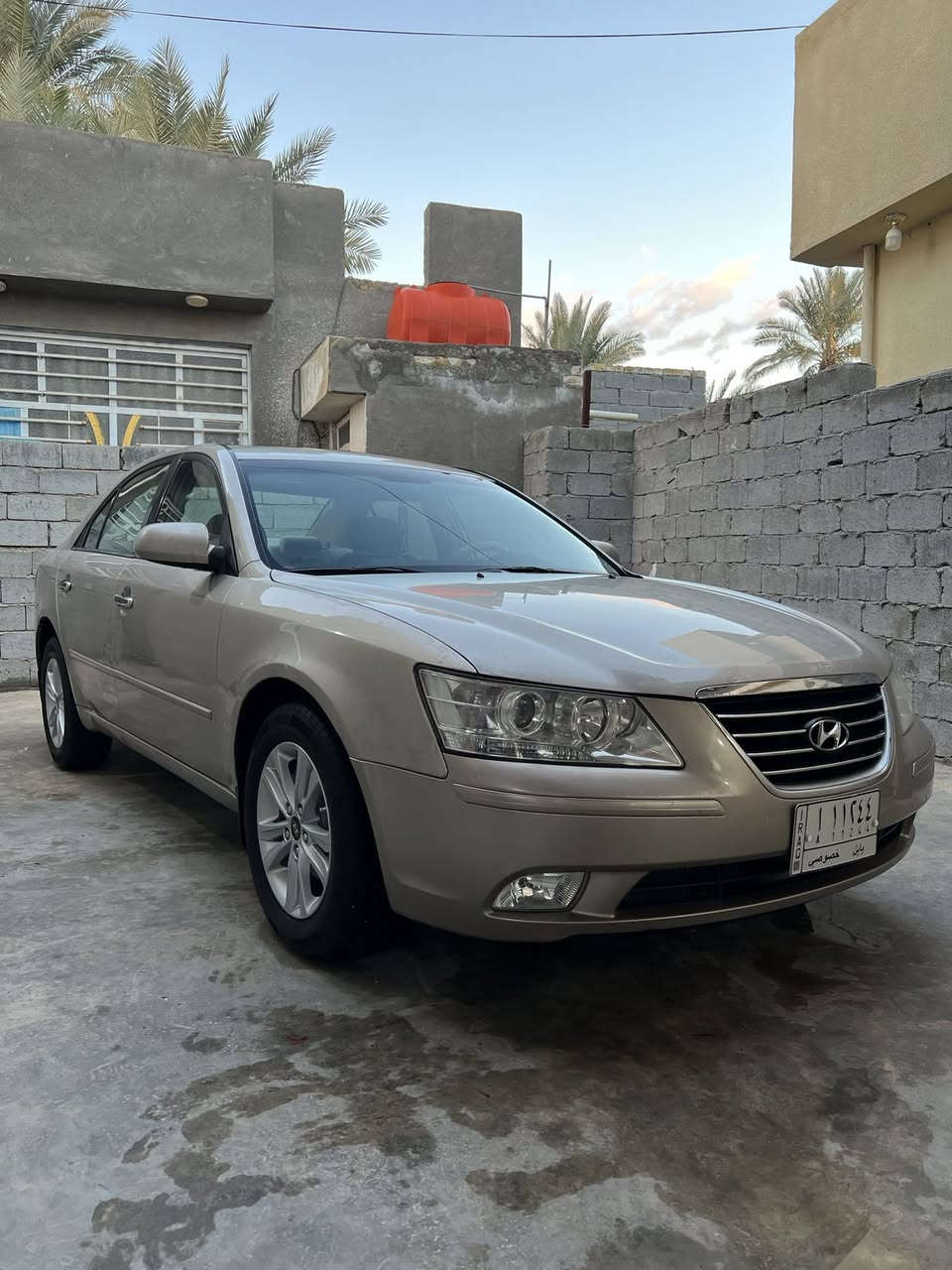 من رخصت الادمن المحترم
سوناتا موديل 8 امريكي ليبل واحد رقم بابل بسمي تحويل بي وقت يعجبك 
موصفات 
فتحه سقف 
تحكم جهتين 
مانع انزلاق
شاشه كامره 
كشن كهرباء 
داخل لونين وداخله كلش نظيف 
تخم تاير جديد
ويل كب جديد
حجم المحرك 2400
كير سليم 
حداديه 100٪؜
الضرار
بيه صبغ 3 قطع بدون دواخل وفتح وسياره كوله ليبل واحد 
سياره تخبل بل خير عل ياخذه معروضه 105وبيه مجال مكان سياره بابل ورديه خارج 
اي ستفسار اتصال 
***********
