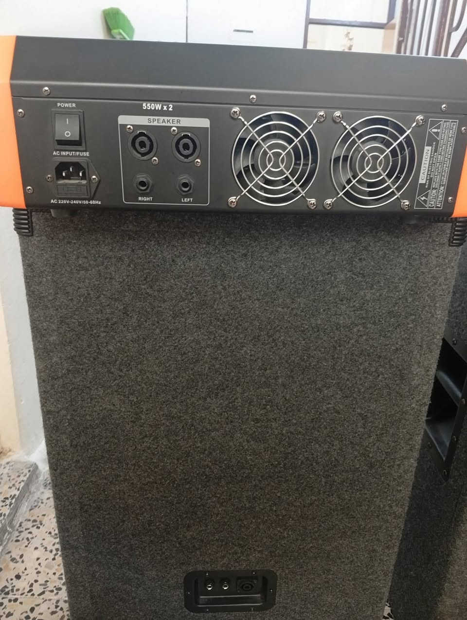 سلام عليكم اخوان الجهاز ابيعو كامل ملحقات توصيل جميع محافظات العراق موجود السعر النهائي 750 الف ***********(*********** ربي يرزق الجميع
