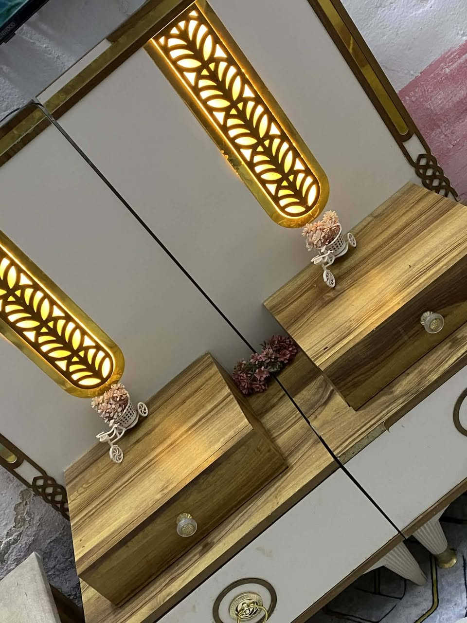 غرفه العام ماخذينه مليون ونص 10قطع لبيع ريده 800العنوان الحله حي المهندسين هيه بيه بس مرايه مال ميز وحده تحتاج تبديل


**إذا كنت صاحب هذا الإعلان وتريد حذفه لأي سبب، رجاءا أرسل رسالة إلى الدعم الفني**