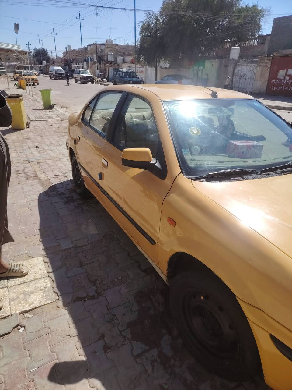 سلام عليكم سيارة للبيع سمند مديل2011 مكفولة كفالة عامة مصفره او سنويه لل2029 السعر 40 وبيهاا مجال السياره بميسان حي الشهداء للستفسار ***********
