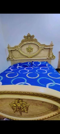 غرفة نوم • سعر مناسب • للبيع