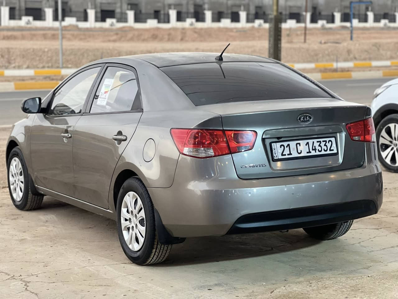 سلام وعليكم سيراتو موديل 2012 سياره كفاله عام بيه جراد خفيف كير محرك كوله شرط مابي اي عيب رقم سنويه كوله جديد صدر كوله ادامه كامل سعر 87 وبيه مجال بسيط عنوان ديالى خانقين معرض الجزيره ***********
