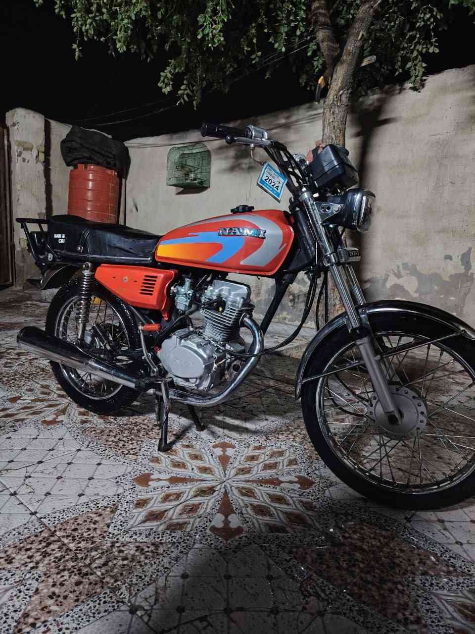 سلام عليكم دراجه لبيع بدون سعر ***********
