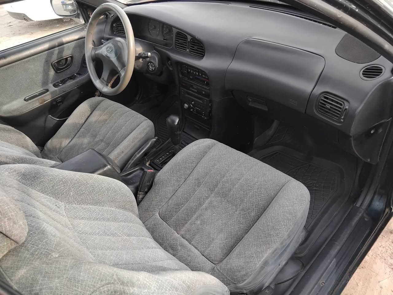 السلام عليكم سوناتا موديل ١٩٩٤ كير اوتو محرك مفتوح كهربائيات جاهزة رقم بغداد تحويل ثاني يوم غرفتهة حلوة بلادية صدر جديد تخم تاير جديد كيجات كلهة شغالة السعر40 وبيهة مجال العوان بعقوبة حي المعلمين للاستفسار على الرقم   ***********
