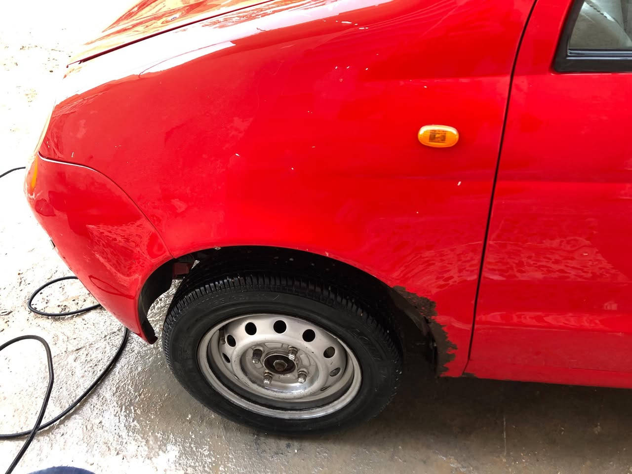 سلام عليكم
كيو كيو 2012 كير عادي باسمي  تبريد تدفئة شغالة غرفتها نظيفة كهربائياتها كاملة وعندي سكن مشتري وزوج بروجكترات LED بس مشادهن 
السعر 29 وبيها مجال


**إذا كنت صاحب هذا الإعلان وتريد حذفه لأي سبب، رجاءا أرسل رسالة إلى الدعم الفني**