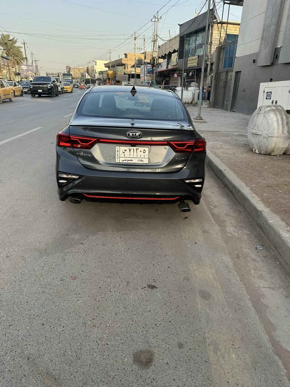 السلام عليكم كيا فورتي 2020 جي تي فول موصفات 1/1 حادثه بنيد مبدل فقط والبجم محدث 2024 بيه خسفات بلا جتف اثر مشاجره أبيع علئ وضعه مكان السياره بغداد زعفرانيه رقم تلفون ***********
