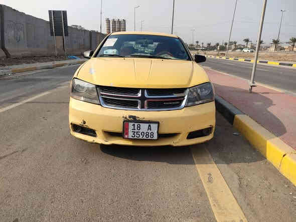 لسلام عليكم 
دوج افنجر 2012 للبيع
اللون اصفر
كير مكينه خير من الله 
مكينة 2400
تدفئه تبريد 
كمبريسر اوباما 
شاشه كامره
عبوة جديدة اصلية 
داينمو   جديد
باور ستيرن جديد
بدون قطعة تبديل
حادثها بامريكا ضربة صفح الجاملغ والباب مال السكن والباب مال الراكب
وبالعراق همات صايره بيها ضربه بنفس الصفحه
ونفسهم مصلحات ممبدل بيها شي
لغد وشواصي مكفولات الضربه صايره صفح
رقم بابل انكليزي الجديد باسمي تتحول اي مكان
مصفره هيئة وغرامات
نواقصها 
حداديتها تعبانه 
تايرات نص عمر 
مشط ستيرن نص عمر بس لايذب دهن ولا شي
الدجه مال الكير 
للتواصل ***********
مكاني بغداد الجديدة
السعر 55 وبيها مجال
