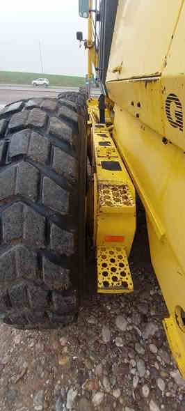 گلیدر  :KOMATSU
حجم   :GD650A
مودیل : 2001
عنوان   اربیل قضا ٕ خبات
معرض :باران
ئاسیا   :***********
کورک  :***********
