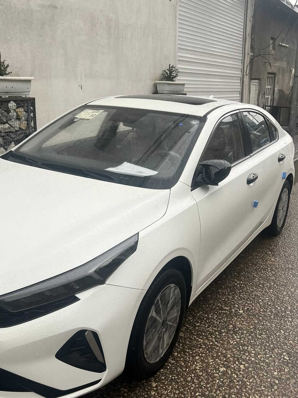 كي 3 للبيع مديل 2024 كفاله عامه لا بارد لا صبغ لا تبديل

رقم أربيل تحويل وكاله 

ماشيه 28  السياره فول مواصفات للأخير دواخل ابيضّ رصاصي 

سياره جديده كلش مابيها ملاحضات 

مكاني النجف 

***********
