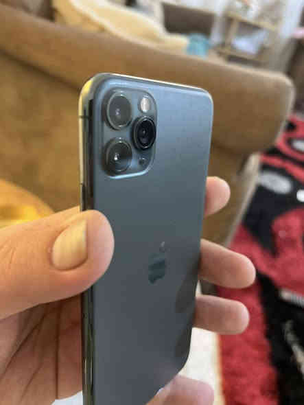 السلام عليكم ايفون 11 بروماكس زيتوني نضيف 
256 غ
بطارية 95%
غير مفتوح او غير داخل صيانة
السعر 350 الف
***********
