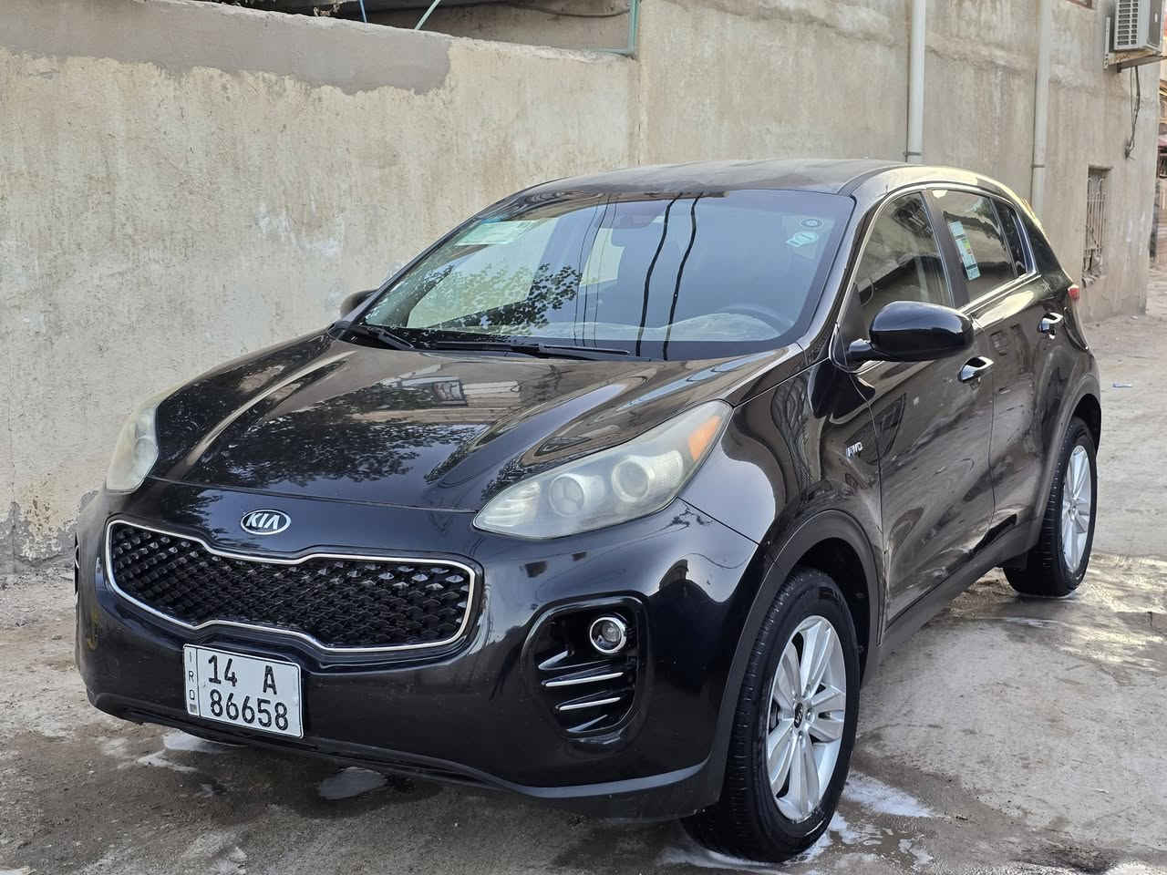 سبورتج ٢٠١٧ بصره بأسمنه  وارد امريكي
السياره كفاله ضربا وصبغ وبارد وتبديل
السياره كلش جديده وجاهزه 
مكينه ٢٤٠٠
ماشيه ٨٣ الف
السعر ١٣٩ $
مكاني بصره ابوالجوزي
للاستفسار ***********
