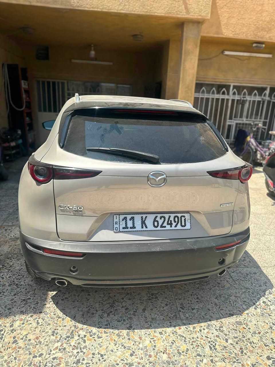 السلام عليكم
مازدا Cx-30 موديل ٢٠٢٣ بريميوم فول واحد على واحد رقم بغداد الجديد انكليزي ( تحويل مباشر ثاني يوم )  (( السيارة وارد امريكي حادثها بنيد نفسه تصلح و نصبغ وبارد بسيط بالباب والجاملغ بي تكحيل بسيط))
الحادث مرفق بالمنشور + ملاحضه صغيره ( الباب الخلفي الي عكس السايق اثر شخط قليل جداً كما موضح ب صوره )) 
مكينه 4 سلندر / 2500 سكاي اكتف بدون تيربو تسحك عادي و محسن ) ماشيه ٤٨ الف ميل / كير AT من 6 سرعات
مواصفات السيارة :
صمه / دخول ذكي/ فتحه / كشنات جلد / شفتات بالاستيرن/داتا شو /
صندوق كهرباء / كشن كهرباء / كشن خزن ميموري بوضعيتين /قفل اتوماتيكي للبيبان عند الابتعاد من السياره/ عند الرجوع نزول المرأة/ تبريد قطعتين / رادارات امامى خلفي / نقاط عمياء بالمري / مثبت مسار / مثبت
سرعه / تحكمات جهتين / وضعيات قياده 2 سبورت و عادي/ مانع انزلاق /
نزول منحدرات / دفع رباعي Awd / سايد بريك بصمه / سيستم صوت
عالي الجوده / اوتو هولد / لايت زينون بلادي وجميع المصابيح لدات داخلي وخارجي / ويل حجم 18
وبعد بيه هواي مواصفات

* السعر : 175 ورقه وبيه مجال 
للستفسار على هذا الرقم  ‭***********‬
عنوان السياره / بغداد
