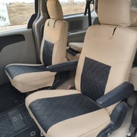 من رخصة الادمنية المحترمين  للبيع كلايسلر تاون كونتري ٢٠١١ لون كحلي بغ...