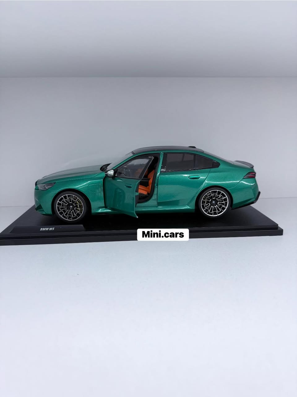 🔥🔥🔥
BMW M5 2025

Scale : 1/18
Brand : Solido
Price : 85,000 Dinar 🔥

 (free delivery inside Erbil)

WhatsApp: +9647504702207

‎التوصيل لجميع مناطق اربيل مجانا

‎گەیاندن بەخۆرایە بۆ ناو شاری هەولێر


**إذا كنت صاحب هذا الإعلان وتريد حذفه لأي سبب، رجاءا أرسل رسالة إلى الدعم الفني**