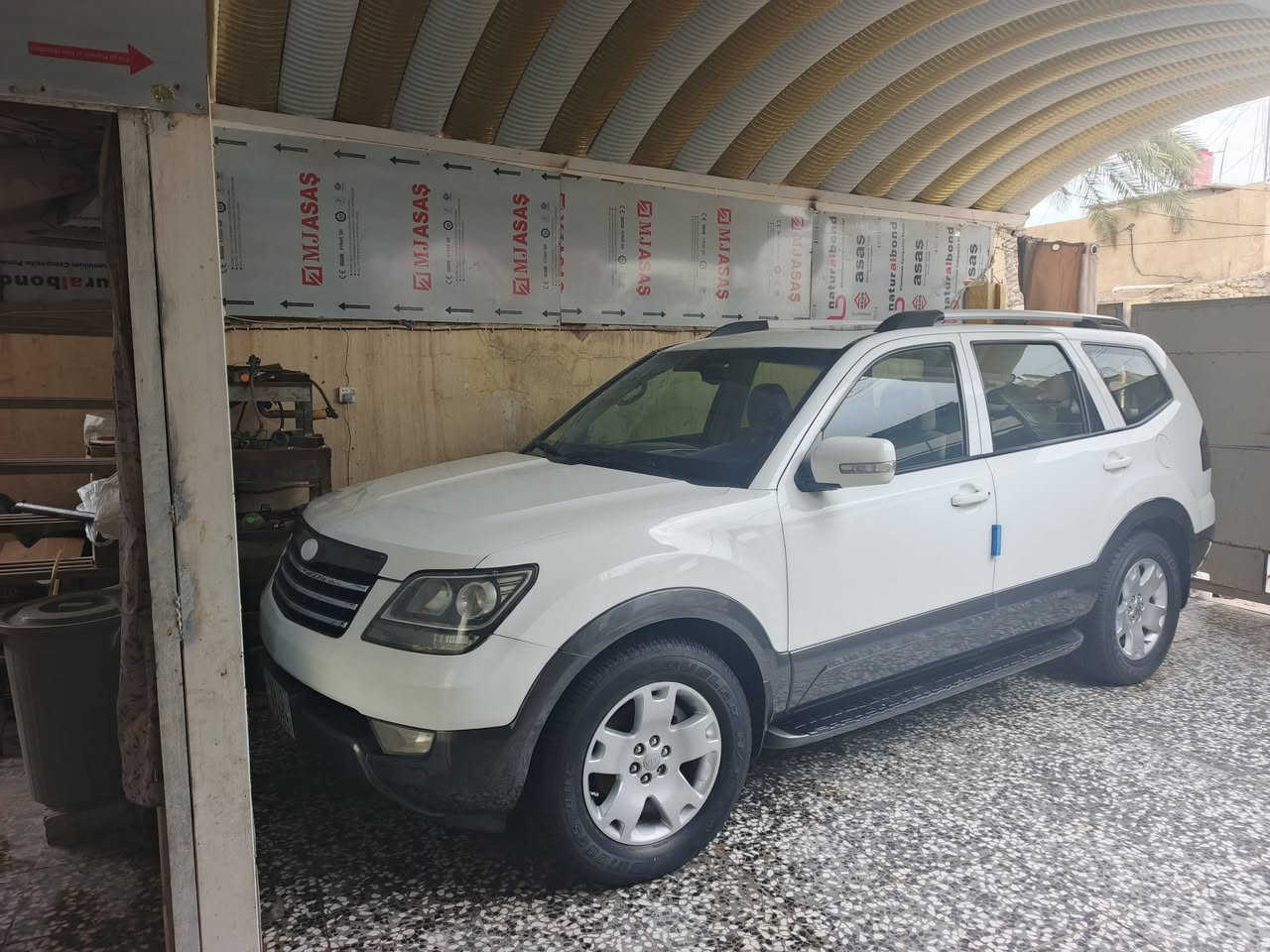 اللهم صلي على محمد وال محمد مهافي موديل 13  خليجي رقم بغداد
مواصفااات 

1._فتحه 2._اشاير بالمري 3._حساسات خلفي 4._شاشه 5._كامره دواره 6._تحكمات استيرن 7._جنطه شفط 8._تبريد 3 قطع 9._لايت زنون  10._ تو ويل  11._داخل بيجي سياره مئشر الك الي بيه شويه صبغ كارت او باب مبدل خليجي طبق الاصل بيه مكانين بارد بسيطات كلش احلى من صور امانت الله 

سياره خير من الله من ناحيت كلشي الحمدلله 

مكاني بابل الحله مركز مدينه سعر 140  بيه مجال 

 *********** رجائن الي يريد يشتري يجي واتساب او يتصل افضل
