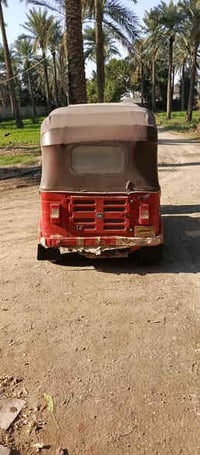 تكتك للبيع 2019  رقم وسنويه بغداد  بسمي تحويل ثاني يوم  مكان بغداد قرب...