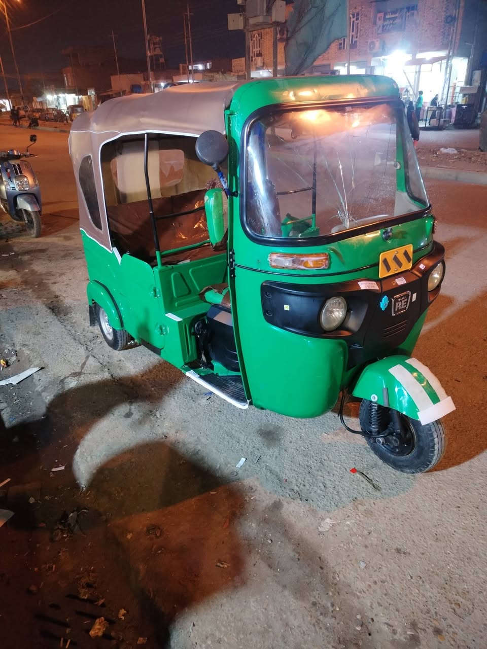 سلام عليكم تكتك للبيع موديل 22شهر 5 تكتك كفاله عامه كشره من صبغ معجون بيهه بس تلاحيضات تكتك وراق وكيله شاكر مكان ميسان المجر رقمي ***********
