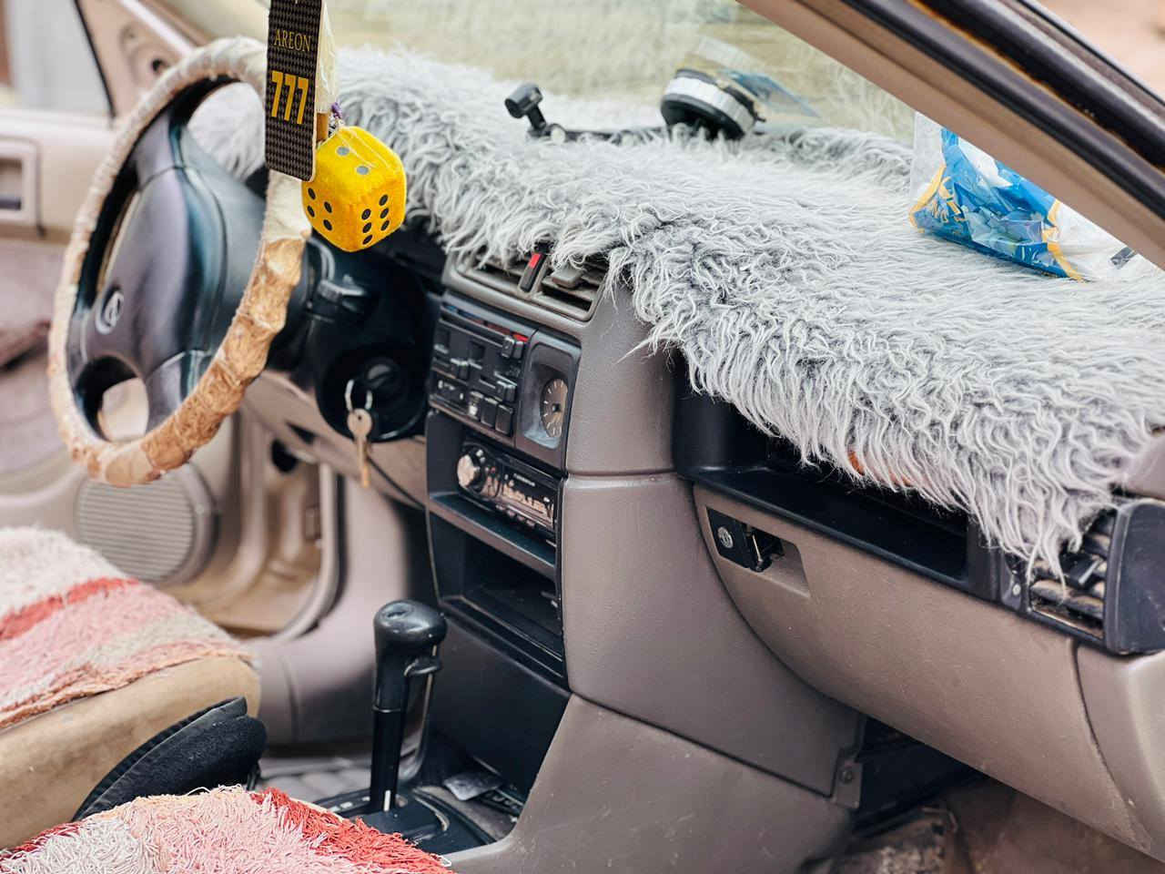 السلام عليكم للبيع فكترا موديل 1990 سياره جهازها
 مابيه صبغ محرك خير وكير اتوماتيك خير من الله حديدها نضيف مابيه طخه شلع تايرات جدد صدر خير من الله كهربائية كله شغله مابيه شي نقص سياره جهزه من كلشي رقم السياره ديالى خصوصي أ 
مكانها بلد الضلوعيه 
السعر /37 وبيهه مجال 
رقم الهاتف ***********
