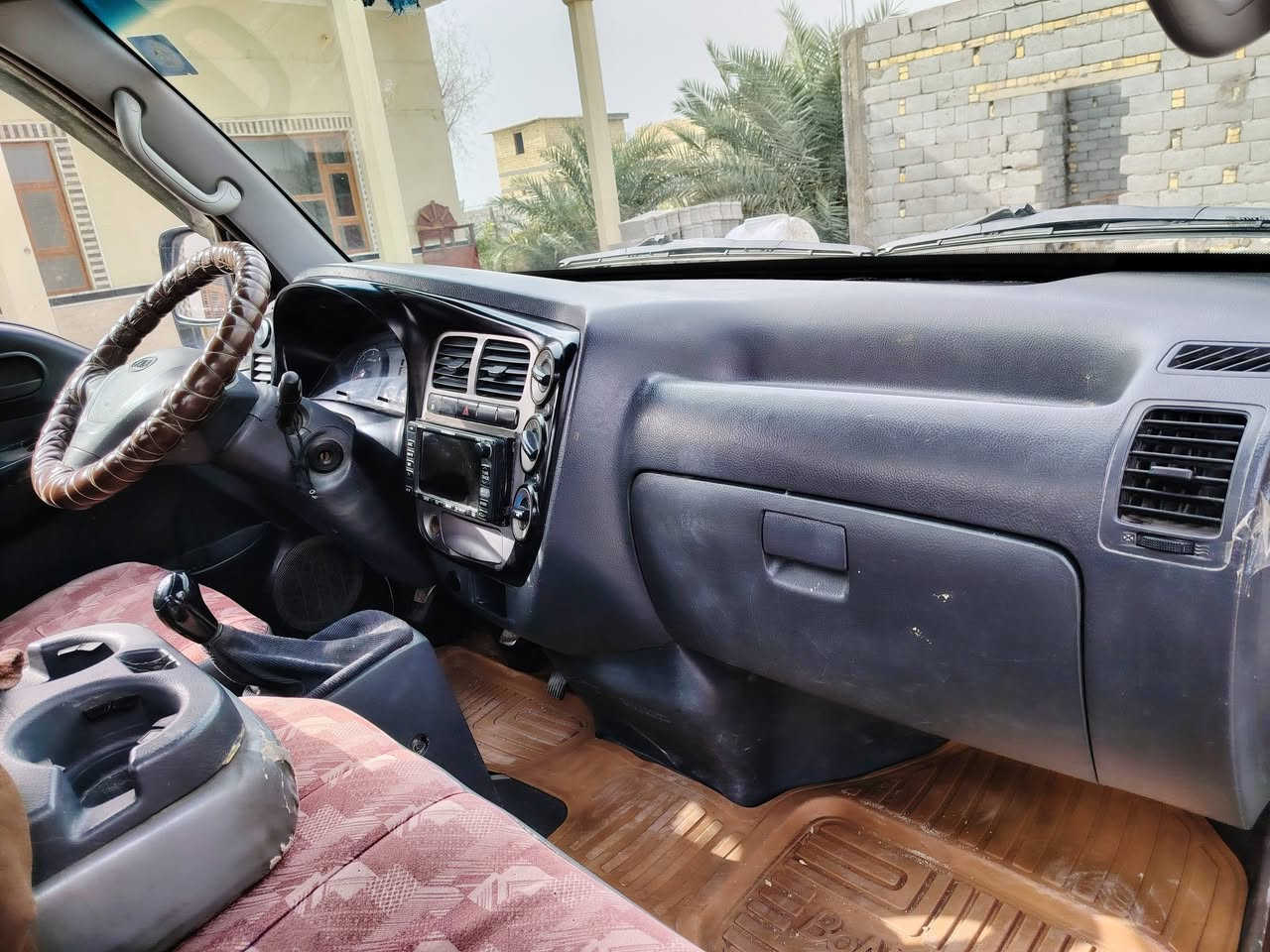 سلام عليكم كيا حمل موديل ٢٠١٢ تحويل ثاني يوم سنويه مجدد رقم انكليزي سياره مكفوله للاستفسار الاتصال على الرقم *********** السعر ٨٥ وبيهه مجال مكان ذي قار سوق الشيوخ
