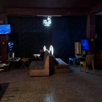 قاعة حاسبات وبلي • ١٦ حاسبة • البياع المعالف